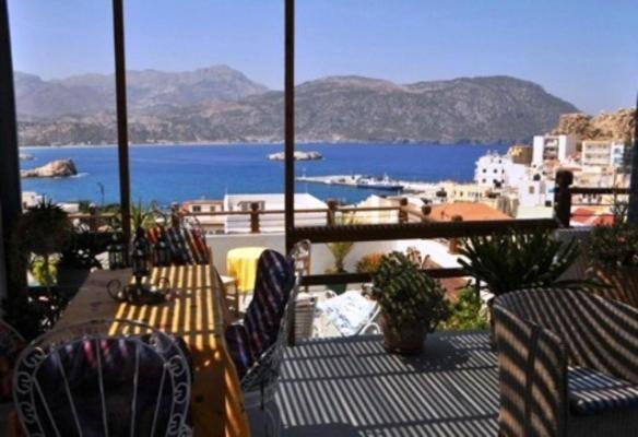 Odyssey Hotel Apartments Karpathos Extérieur photo