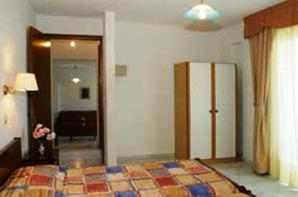 Odyssey Hotel Apartments Karpathos Extérieur photo